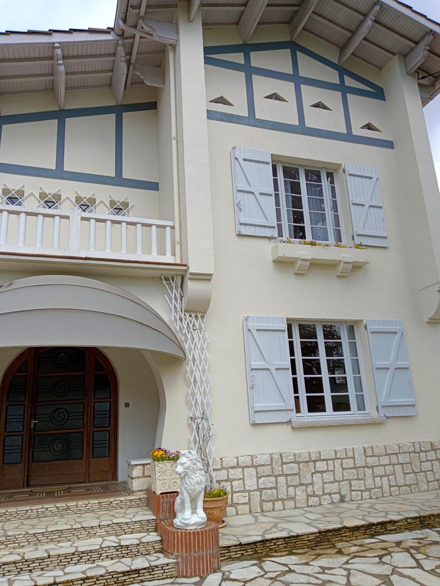 La Maison Basque Sainte-Livrade-sur-Lot Exterior foto